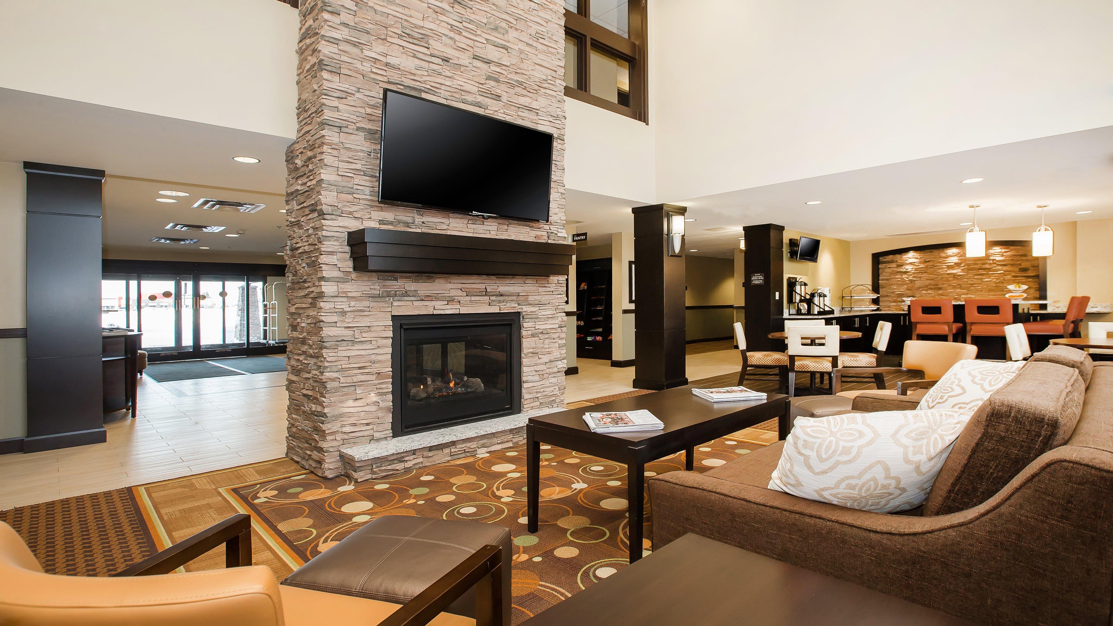 Staybridge Suites West Edmonton By Ihg Exterior foto